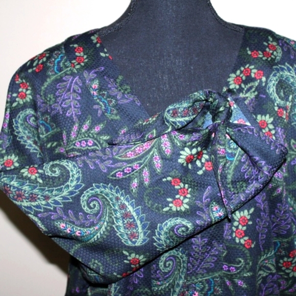 NWT Jessica Simpson Floral Paisley Blouse - Picture 7 of 10